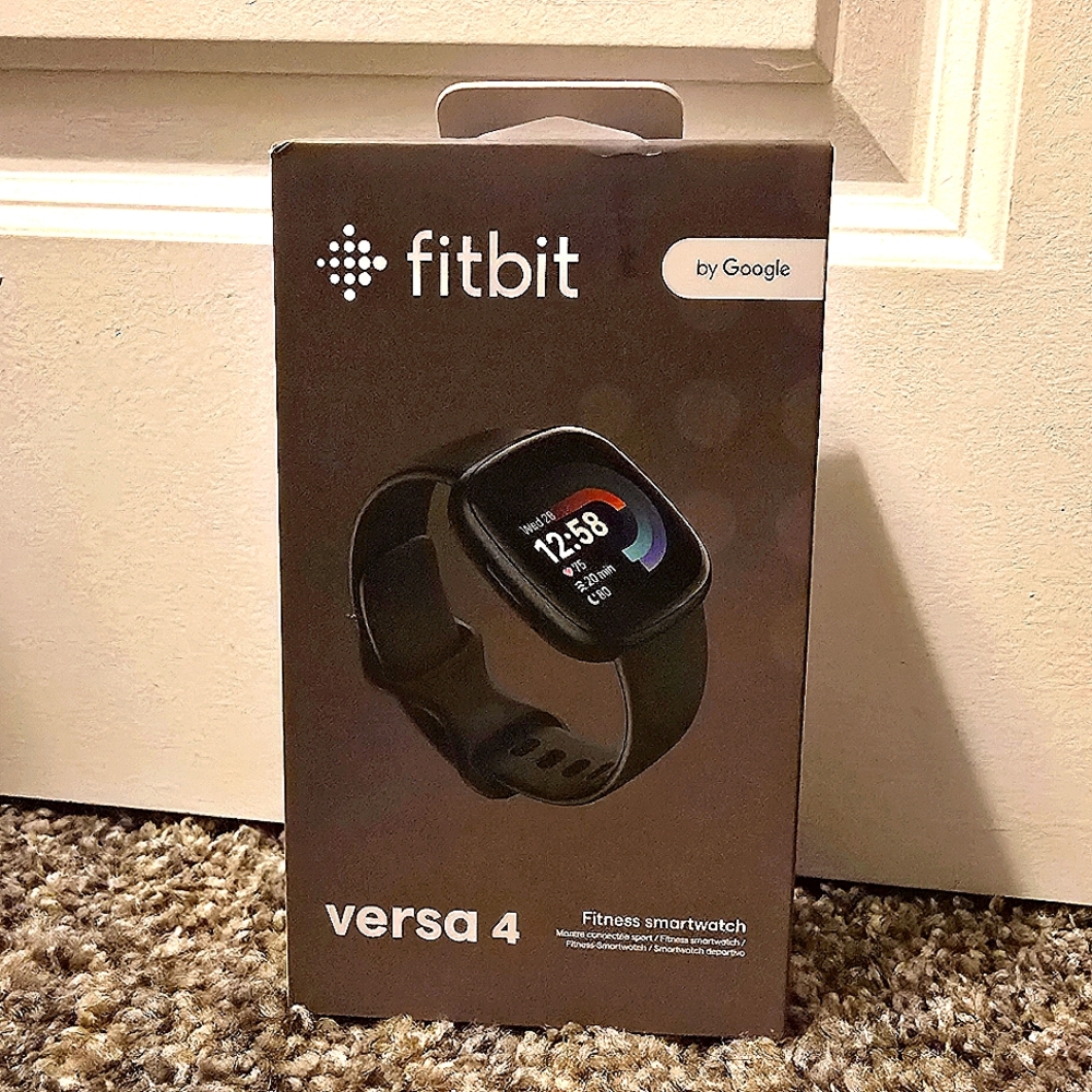 New FitBit Versa 4 (Unopened)
